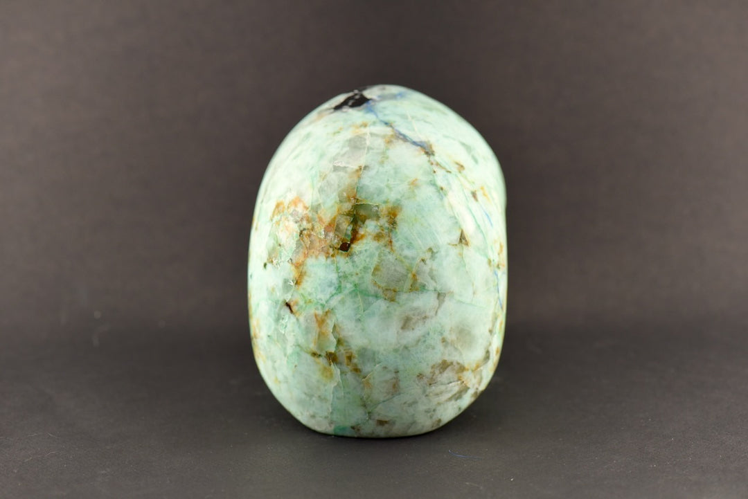 Chrysoprase Skull with Azurite