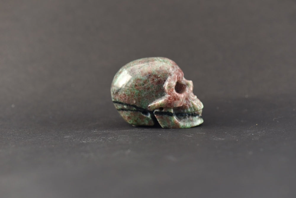 Strawberry Quartz Skull